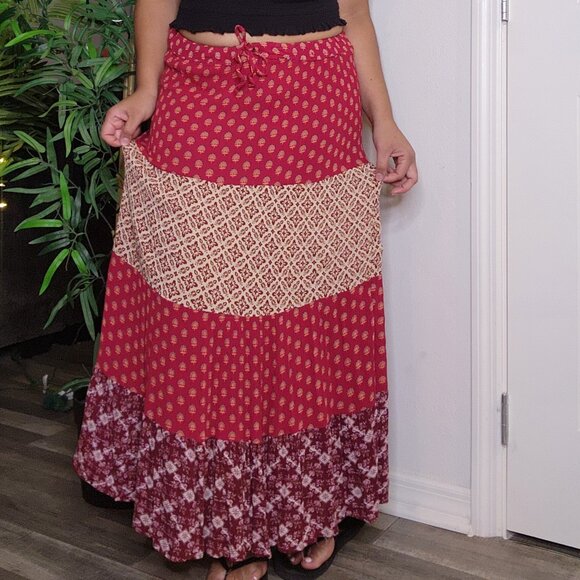 Red boho multi-print maxi skirt Indian style - Picture 1 of 5